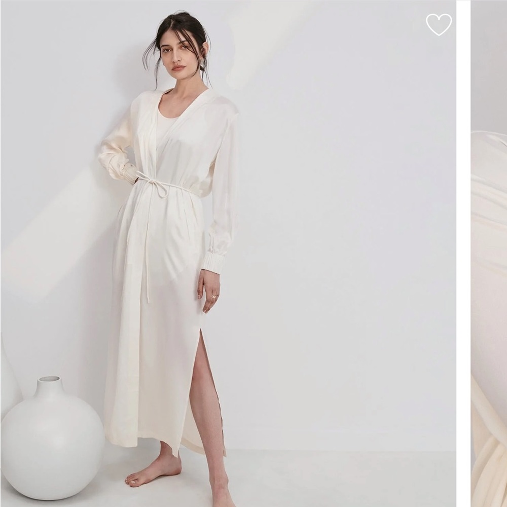 Lunya Washable Silk Long Robe - Great condition